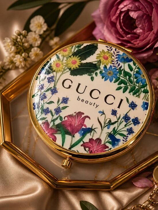 Gucci Other - Gucci Beauty Floral Compact Mirror Vintage Inspired Vanity Accessory NWT